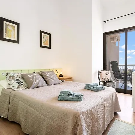 Fuer 5 Personen Ca 79 Qm In Empuriabrava, Costa Brava Golf De Roses Apartment *